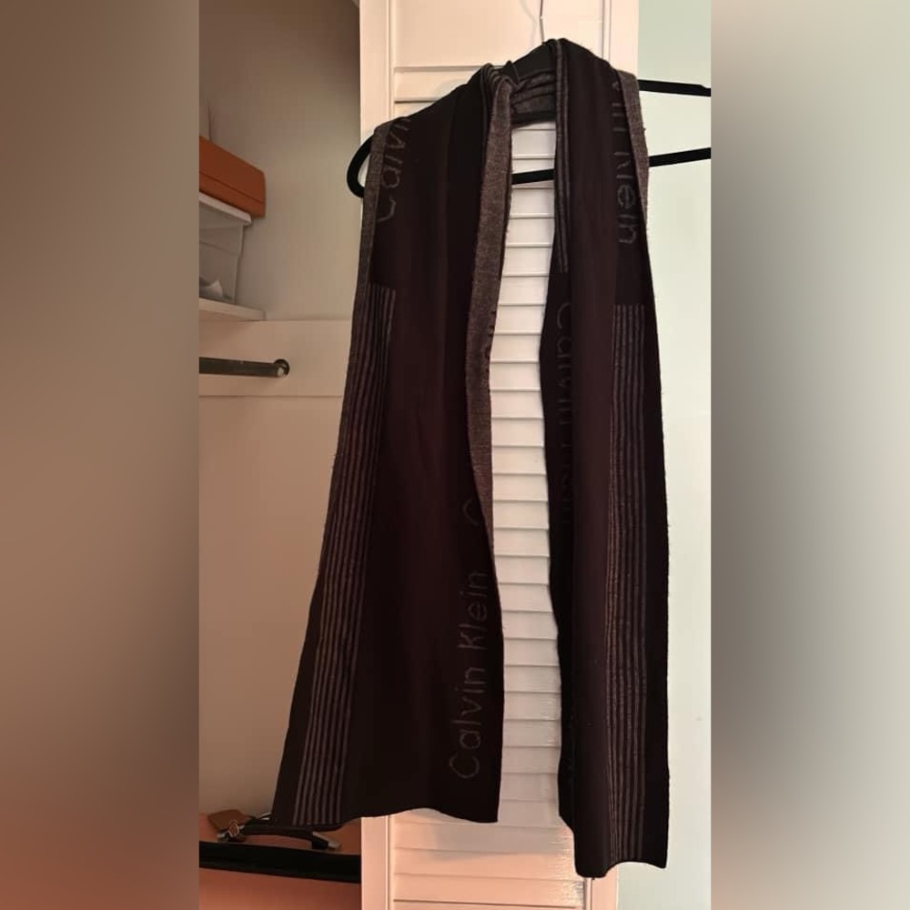 Men Calvin Klein scarf